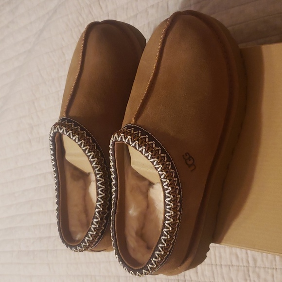 UGG Tasman Slipper - Picture 3 of 6